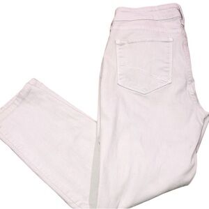 𝅺NYDJ size 6 Petite jeans
